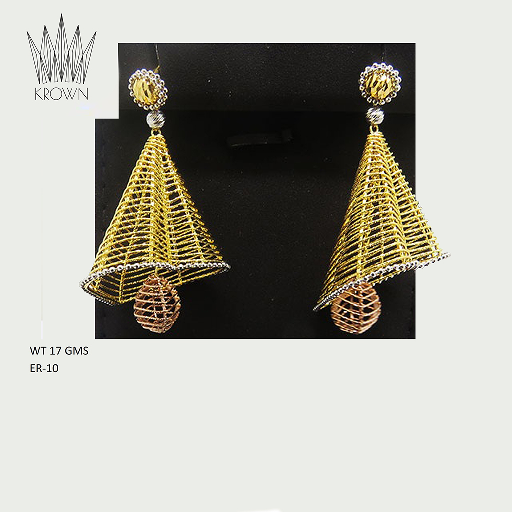 Dangling-earings-made-with-beautiful-and-detailed-pattern-are-perfect-for-a-modern-wear.Product-code-er10-wt-17gms22ct-can-be-made-in-18kt.jpg