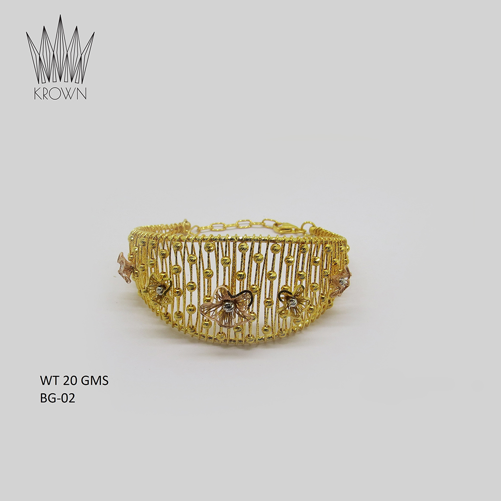 Delicately-crafted-bracelet-essembled-with-flowerscutting-beads-and-shiny-cutting-wires.-Product-code-Bg02-wt20gms-22ct-can-e-made-in-18kt..jpg